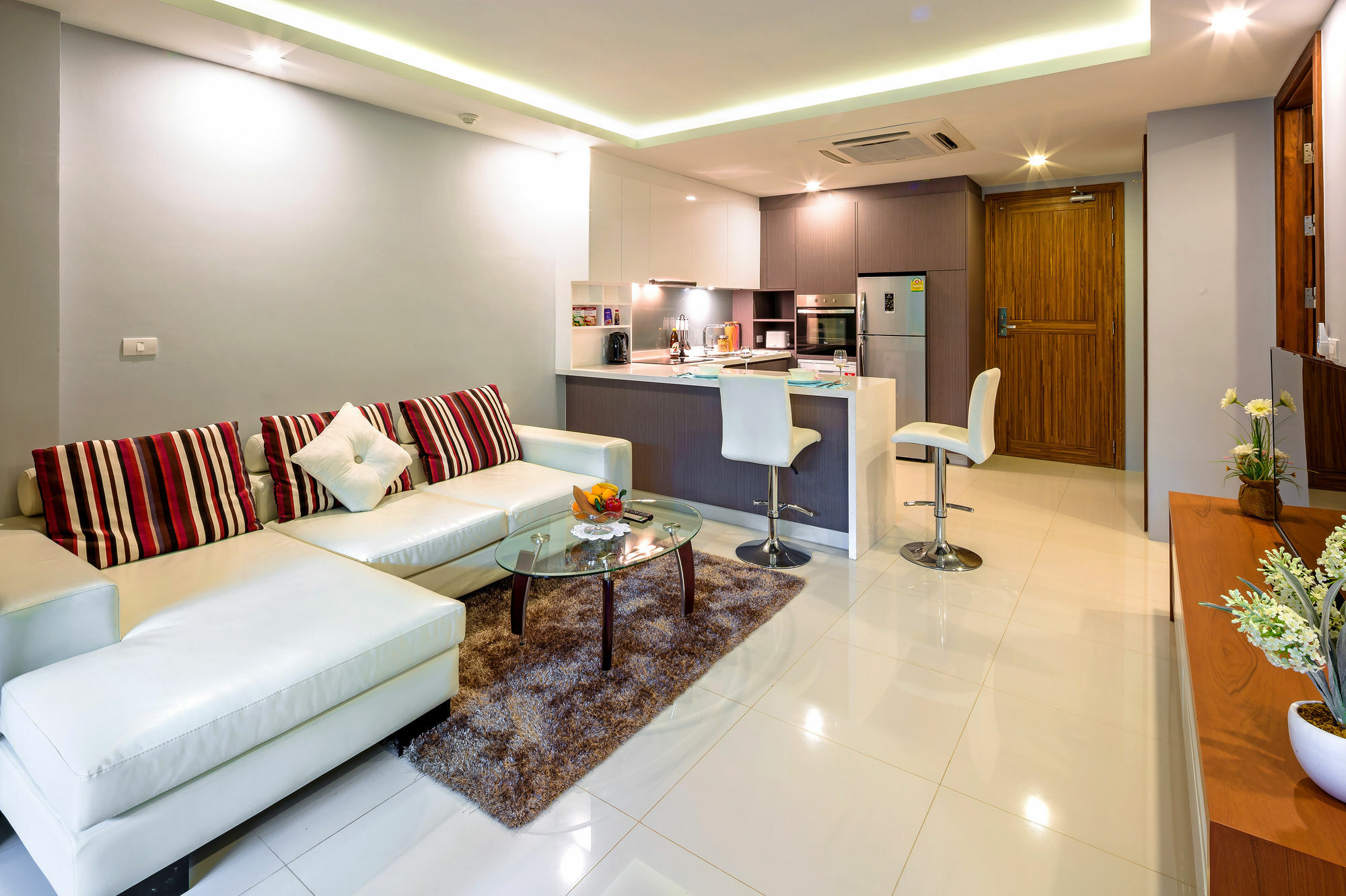 At The Tree Phuket Aparthotel Rawai Bagian luar foto
