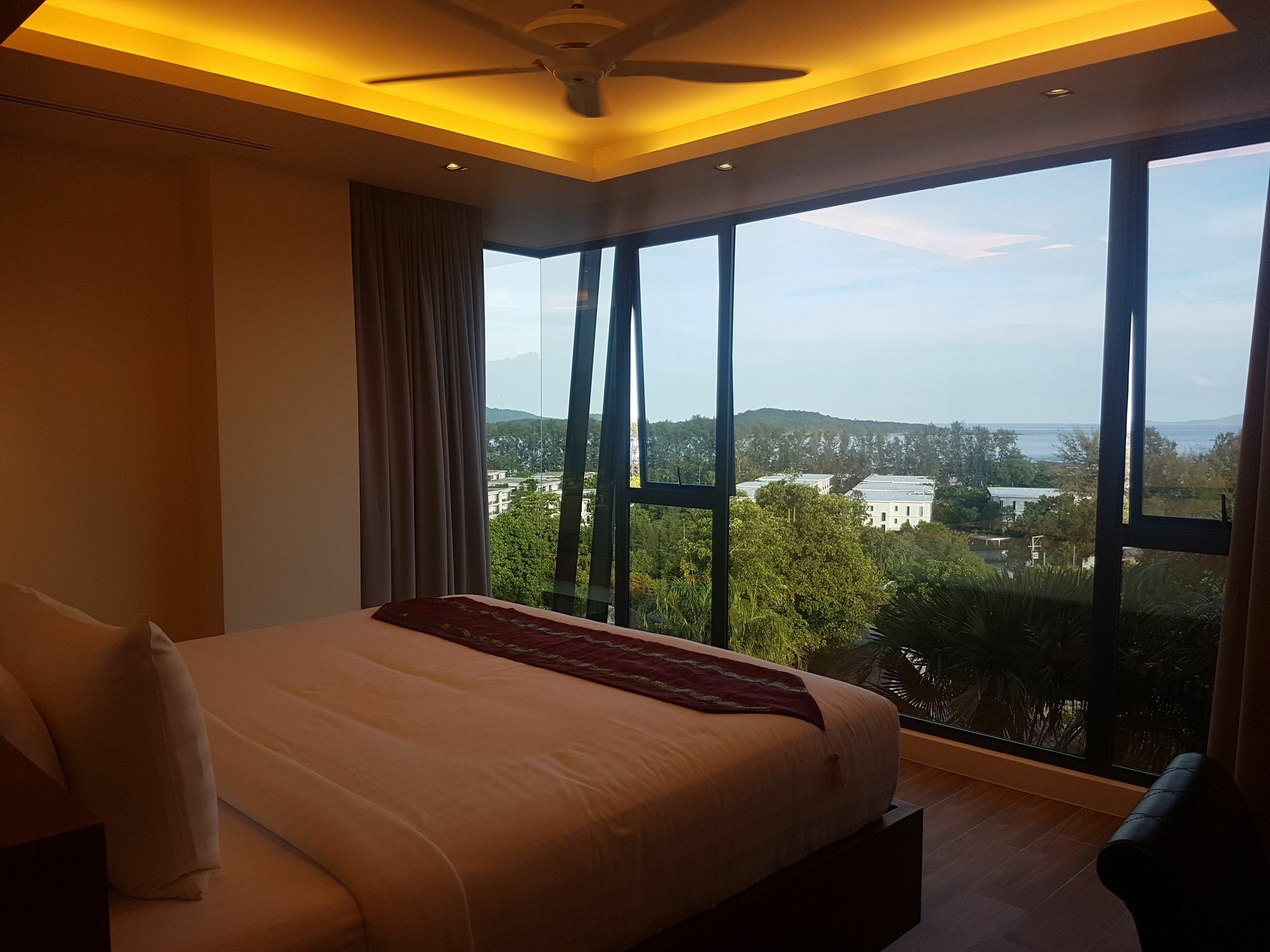 At The Tree Phuket Aparthotel Rawai Bagian luar foto