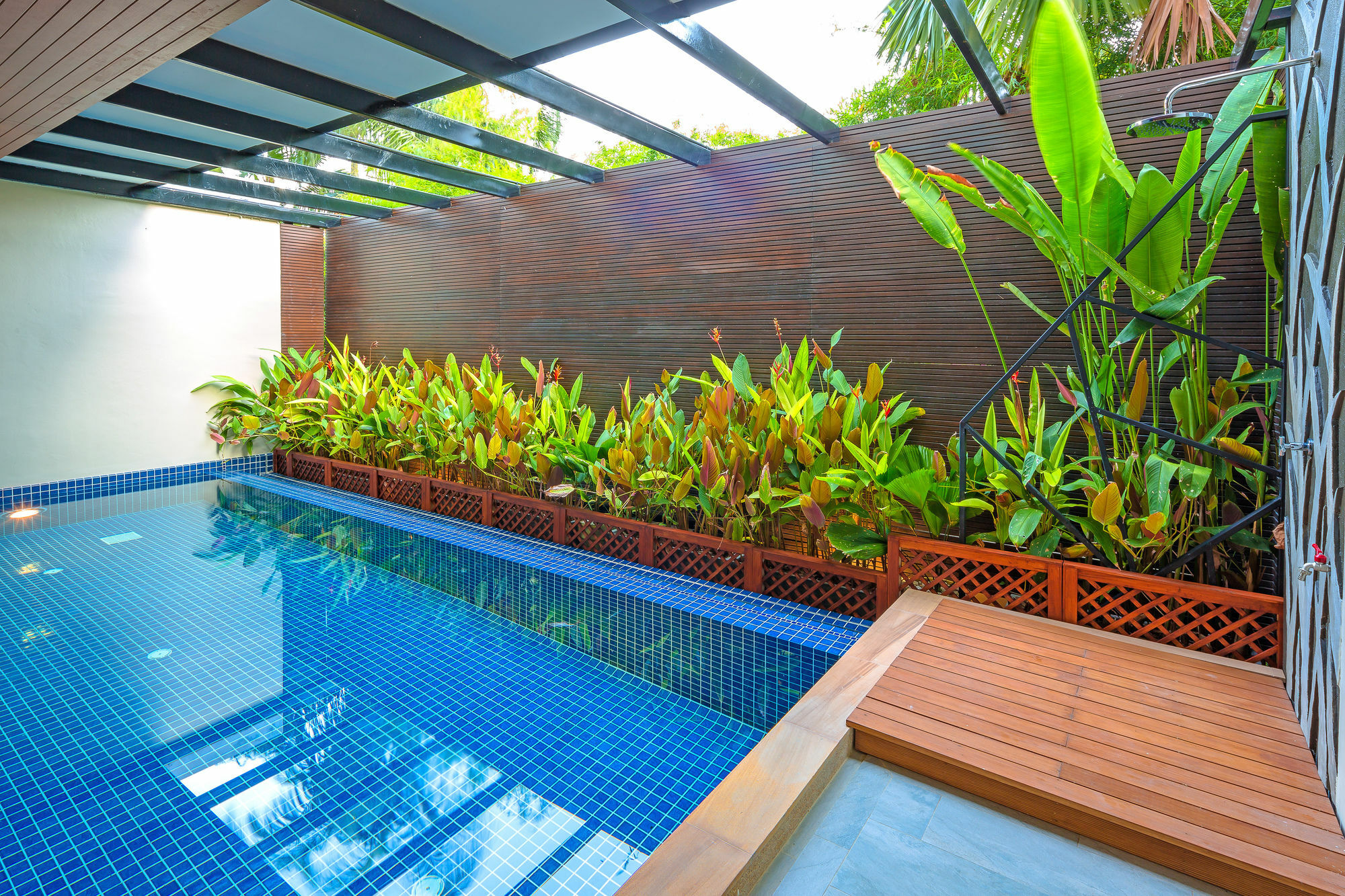 At The Tree Phuket Aparthotel Rawai Bagian luar foto